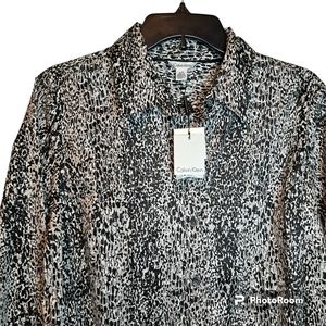 NWT Calvin Klein Women’s White/Black Animal Print Long Sleeve Shirt Size L